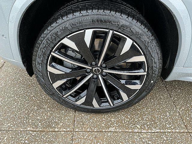 2026 Volvo XC90 Plug-In Hybrid Ultra Dark Theme, T8 AWD, Electric/Gasoline, 7 Seats