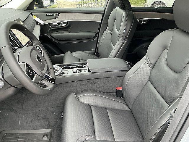 2026 Volvo XC90 Plug-In Hybrid Ultra Dark Theme, T8 AWD, Electric/Gasoline, 7 Seats