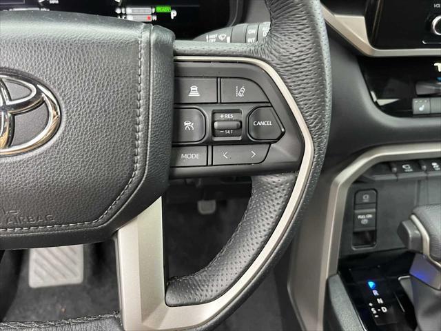 2025 Toyota Sequoia SR5