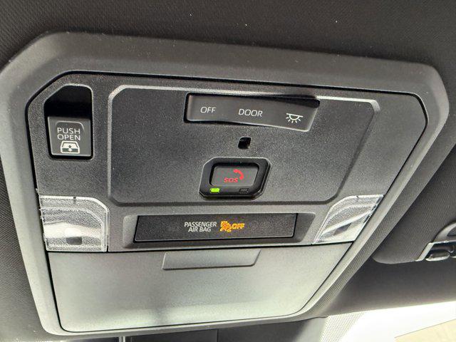 2026 Toyota Tundra SR5 CrewMax 5.5' Bed