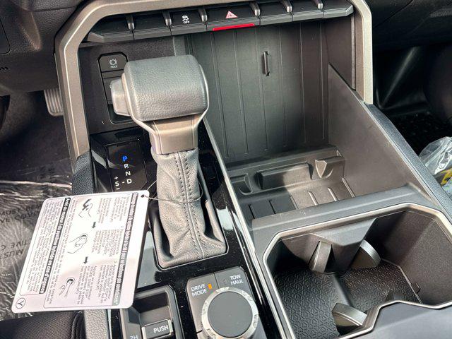 2026 Toyota Tundra SR5 CrewMax 5.5' Bed