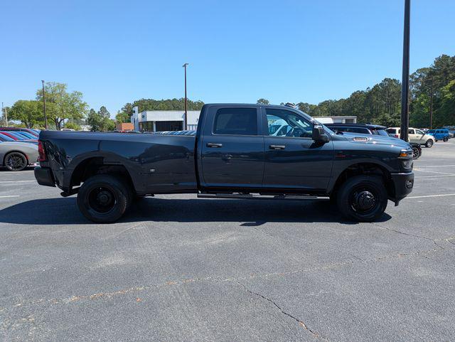 2026 RAM Ram 3500 RAM 3500 TRADESMAN CREW CAB 4X4 8 BOX