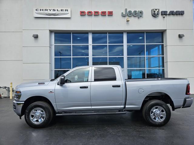 2026 Ram 2500 Tradesman Crew Cab 4x4 64 Box