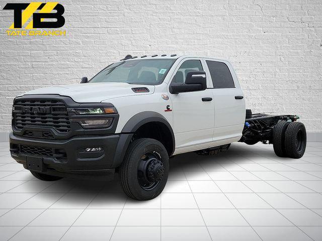 2026 RAM Ram 5500 Chassis Cab RAM 5500 TRADESMAN CHASSIS CREW CAB 4X4 84 CA