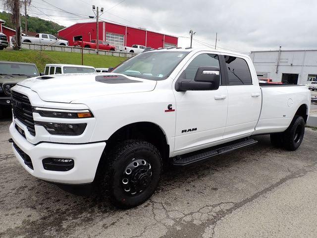 2026 RAM Ram 3500 RAM 3500 LARAMIE CREW CAB 4X4 8 BOX