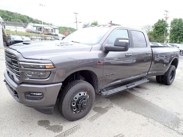 2026 RAM Ram 3500 RAM 3500 LARAMIE CREW CAB 4X4 8 BOX