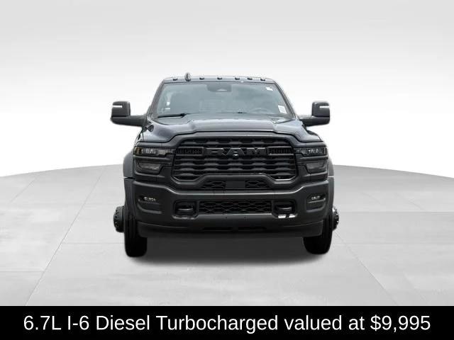 2026 RAM 5500 Chassis RAM 5500 TRADESMAN CHASSIS CREW CAB 4X4 60 CA