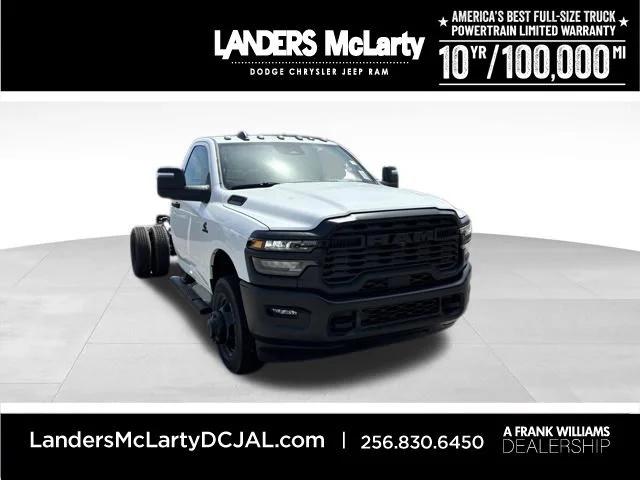 2026 RAM Ram 3500 Chassis Cab RAM 3500 TRADESMAN CHASSIS REGULAR CAB 4X4 84 CA 2026 RAM Ram 3500 Chassis Cab RAM 3500 TRADESMAN CHASSIS REGULAR CAB 4X4 84 CA