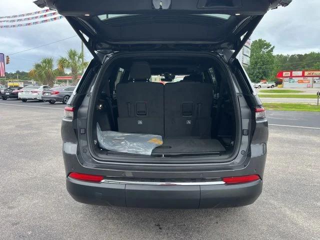 2026 Jeep Grand Cherokee Altitude 4x4