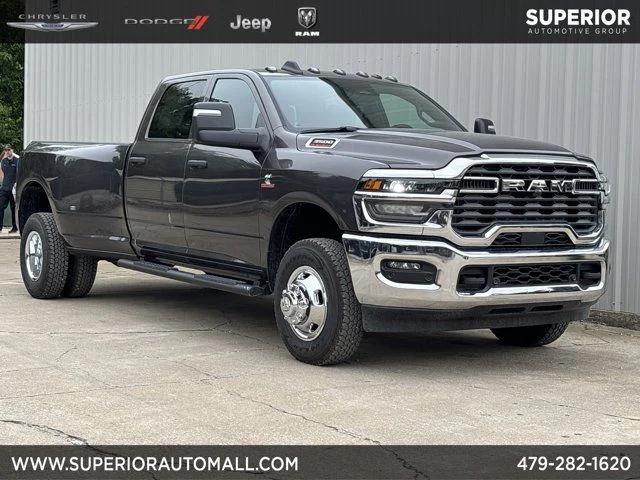 2026 RAM Ram 3500 RAM 3500 TRADESMAN CREW CAB 4X4 8 BOX 2026 RAM Ram 3500 RAM 3500 TRADESMAN CREW CAB 4X4 8 BOX