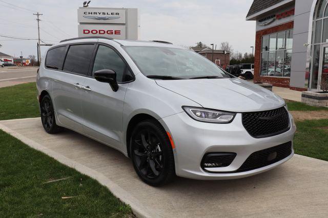 2026 Chrysler Pacifica PACIFICA LIMITED