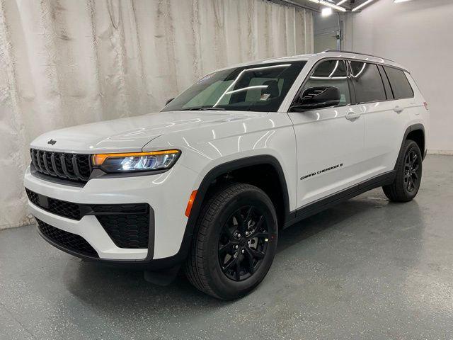 2026 Jeep Grand Cherokee Altitude 4x4