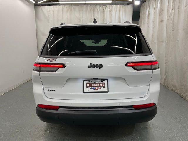 2026 Jeep Grand Cherokee Altitude 4x4