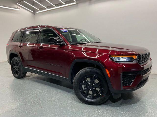 2026 Jeep Grand Cherokee Altitude 4x4