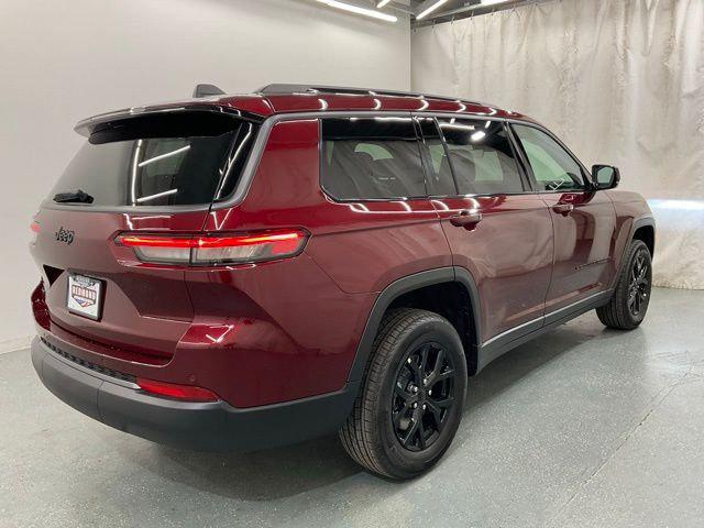 2026 Jeep Grand Cherokee Altitude 4x4