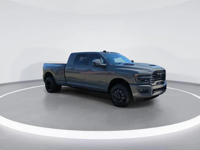 2026 RAM Ram 3500 RAM 3500 LARAMIE MEGA CAB 4X4 64 BOX 2026 RAM Ram 3500 RAM 3500 LARAMIE MEGA CAB 4X4 64 BOX