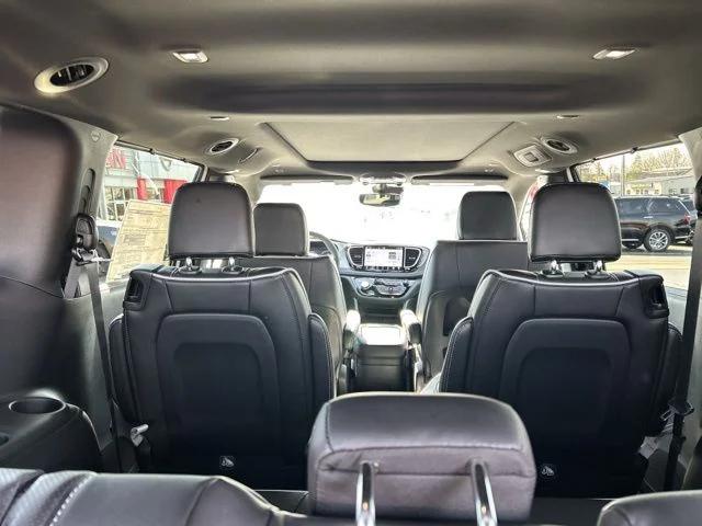 2026 Chrysler Pacifica Limited AWD