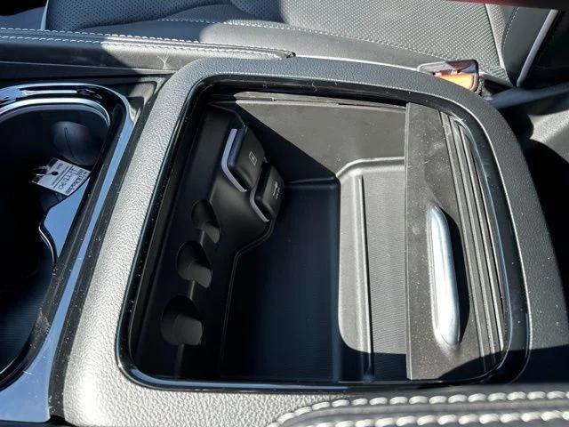 2026 Chrysler Pacifica Limited AWD