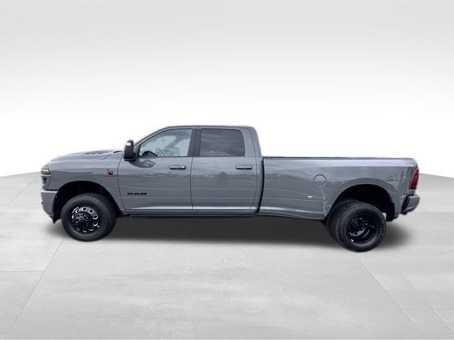 2026 RAM Ram 3500 RAM 3500 LARAMIE CREW CAB 4X4 8 BOX