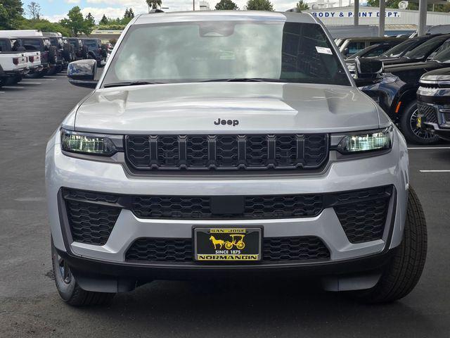 2026 Jeep Grand Cherokee GRAND CHEROKEE L LAREDO ALTITUDE 4X4