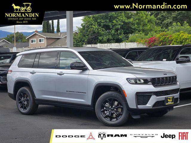 2026 Jeep Grand Cherokee L GRAND CHEROKEE L LAREDO ALTITUDE 4X4 2026 Jeep Grand Cherokee L GRAND CHEROKEE L LAREDO ALTITUDE 4X4