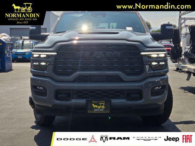 2026 RAM Ram 3500 RAM 3500 LIMITED MEGA CAB 4X4 64 BOX