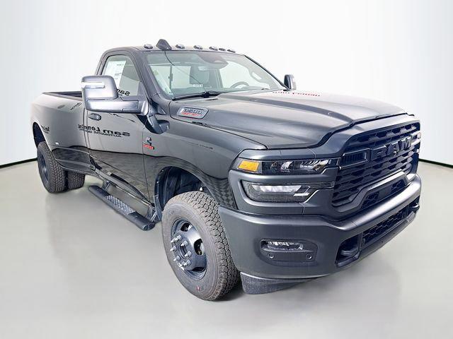 2026 RAM Ram 3500 RAM 3500 TRADESMAN REGULAR CAB 4X4 8 BOX