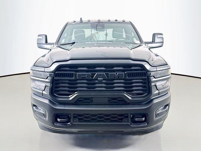 2026 RAM Ram 3500 RAM 3500 TRADESMAN REGULAR CAB 4X4 8 BOX