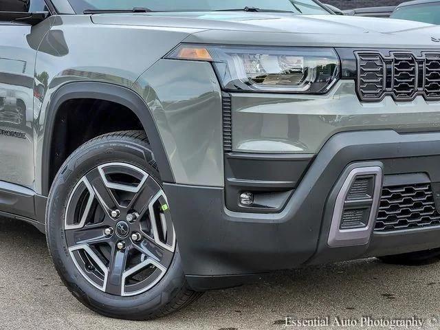 2026 Jeep Cherokee CHEROKEE LAREDO 4X4