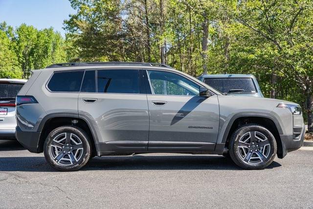 2026 Jeep Cherokee CHEROKEE LAREDO 4X4