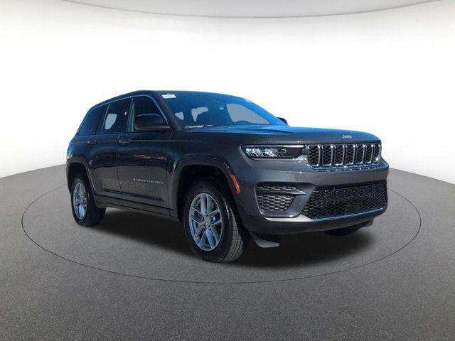 2026 Jeep Grand Cherokee GRAND CHEROKEE LAREDO X 4X4 2026 Jeep Grand Cherokee GRAND CHEROKEE LAREDO X 4X4