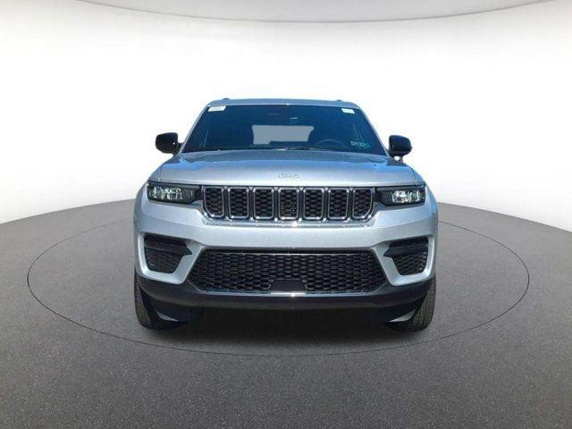 2026 Jeep Grand Cherokee GRAND CHEROKEE LAREDO X 4X4 2026 Jeep Grand Cherokee GRAND CHEROKEE LAREDO X 4X4