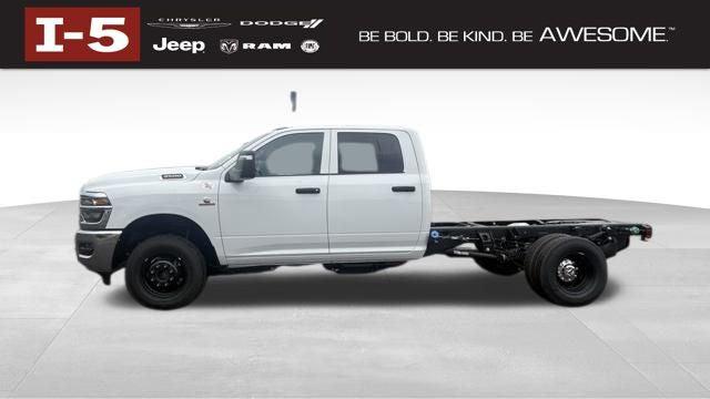 2026 RAM Ram 3500 Chassis Cab RAM 3500 TRADESMAN CREW CAB CHASSIS 4X4 60 CA