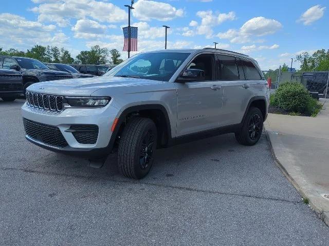 2026 Jeep Grand Cherokee Altitude 4x4