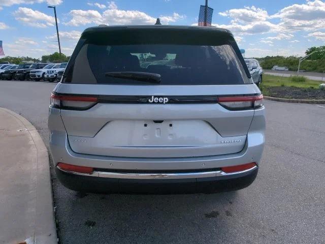 2026 Jeep Grand Cherokee Altitude 4x4