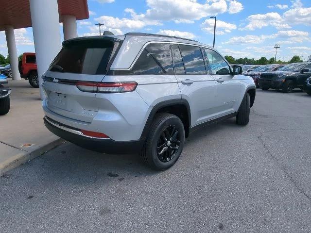 2026 Jeep Grand Cherokee Altitude 4x4