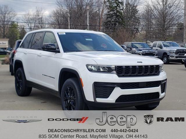 2026 Jeep Grand Cherokee Altitude 4x4 for sale in Mayfield Village, OH