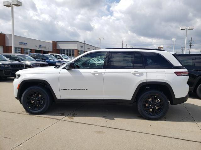 2026 Jeep Grand Cherokee Altitude 4x4