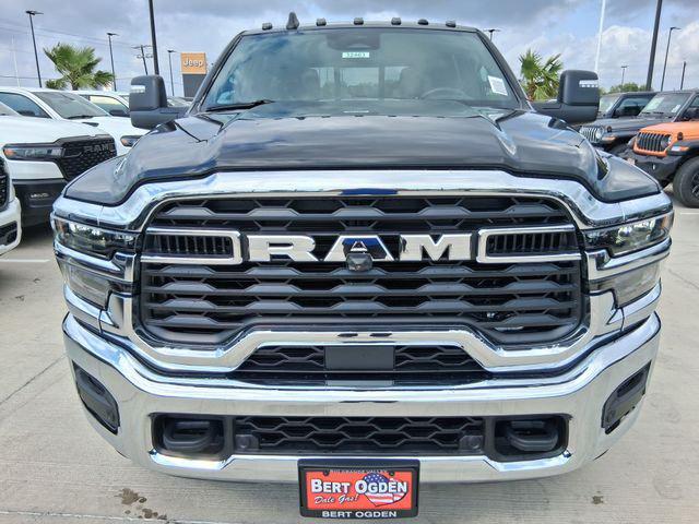 2026 RAM Ram 3500 RAM 3500 TRADESMAN CREW CAB 4X4 8 BOX