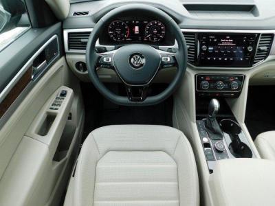 2018 Volkswagen Atlas 3.6L V6 SEL Premium