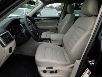 2018 Volkswagen Atlas 3.6L V6 SEL Premium