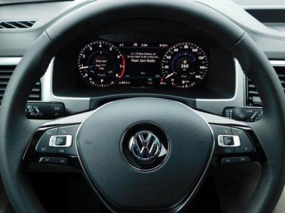 2018 Volkswagen Atlas 3.6L V6 SEL Premium
