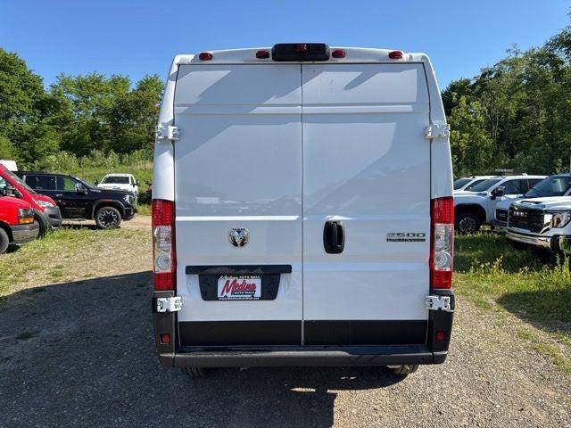 2026 Ram ProMaster Cargo Van Tradesman High Roof 159" WB w/Pass Seat