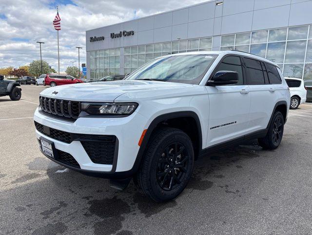 2026 Jeep Grand Cherokee Altitude 4x4