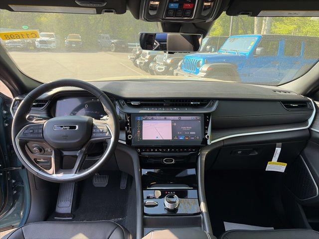 2026 Jeep Grand Cherokee Limited Reserve