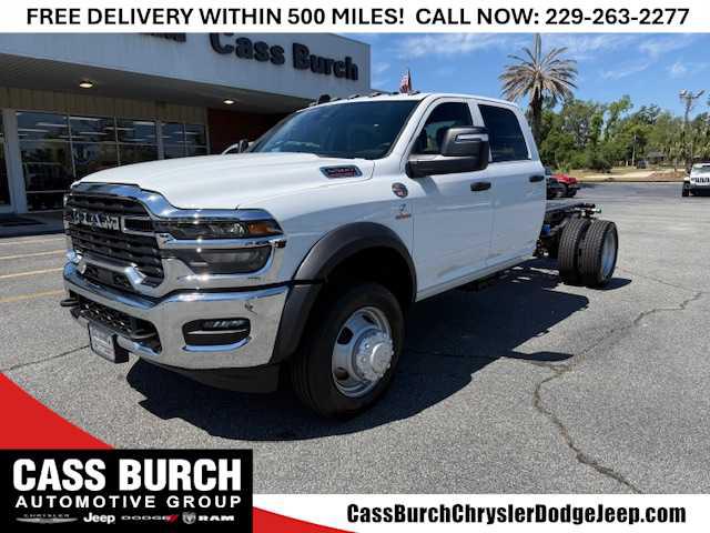 2026 RAM Ram 5500 Chassis Cab RAM 5500 TRADESMAN CHASSIS CREW CAB 4X4 60 CA