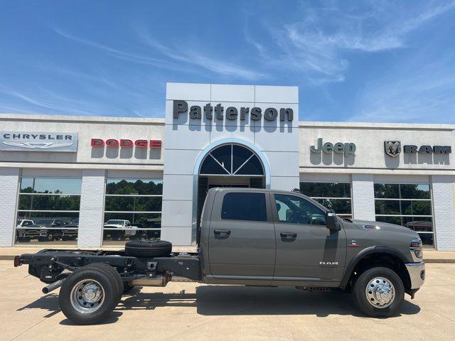 2026 RAM Ram 3500 Chassis Cab RAM 3500 BIG HORN CREW CAB CHASSIS 4X4 60 CA