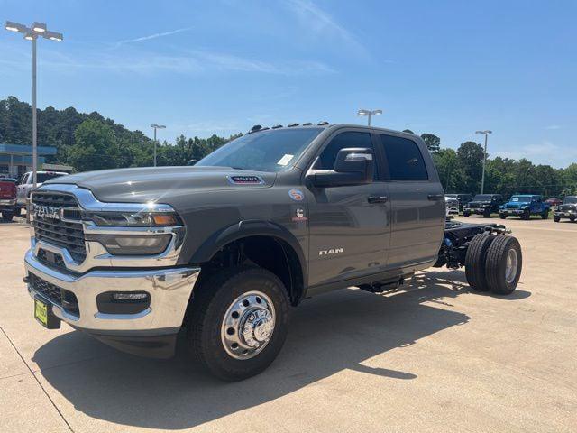 2026 RAM Ram 3500 Chassis Cab RAM 3500 BIG HORN CREW CAB CHASSIS 4X4 60 CA