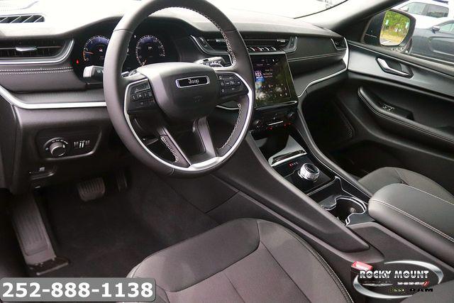 2026 Jeep Grand Cherokee Altitude 4x4
