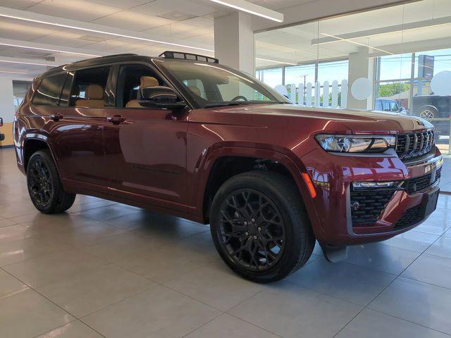 2026 Jeep Grand Cherokee Summit 4x4